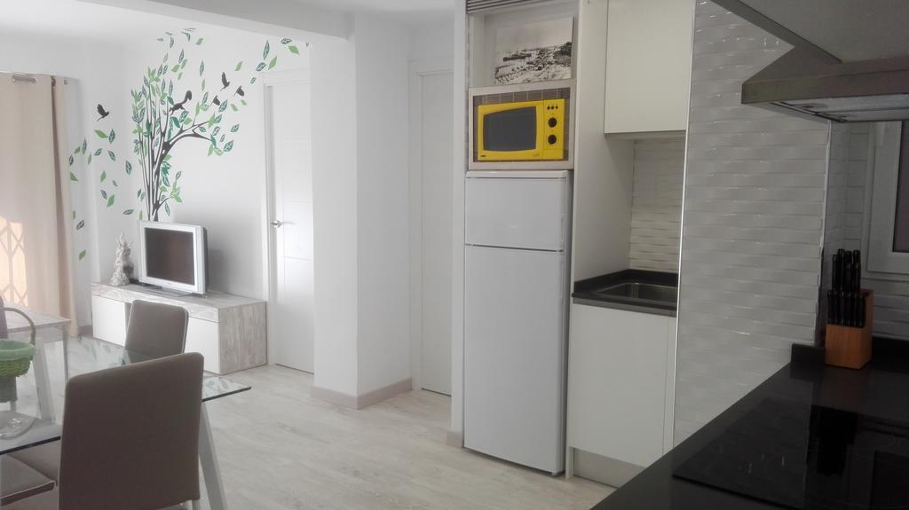 Apartamento Jardin De Ayora Valencia Bagian luar foto